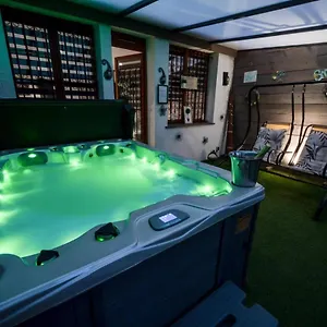 Spa Privatif Toulouse Jacuzzi Hébergement de vacances