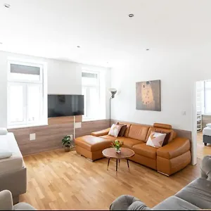  Appartement Comfortable 1100 With Contactless Check-in Oostenrijk