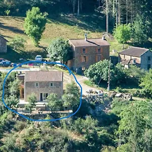 Brousse Le Chateau Hébergement de vacances